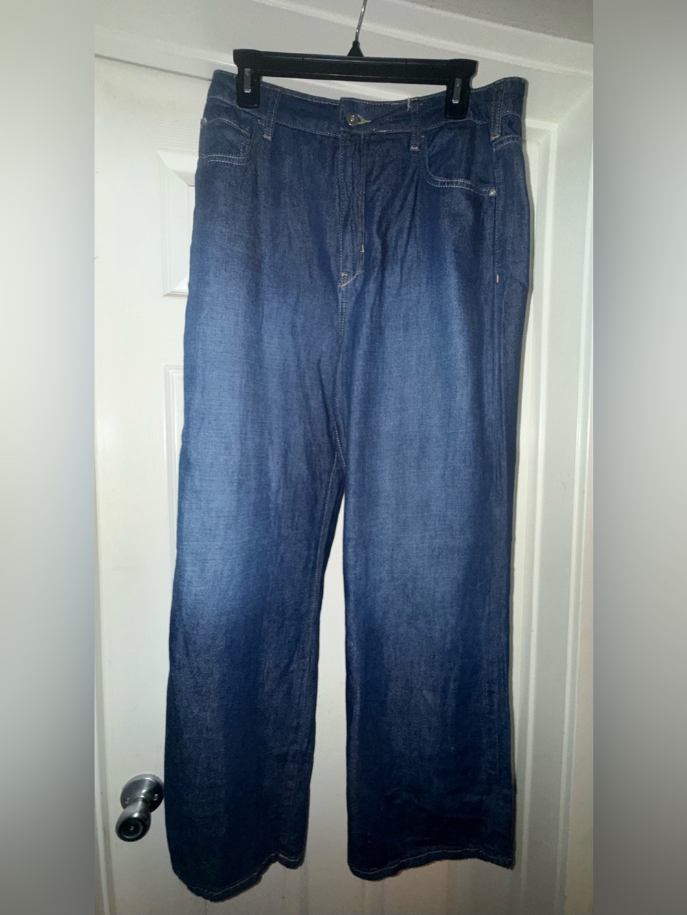 Pilcro women’s Relaxed Dark Blue Jeans